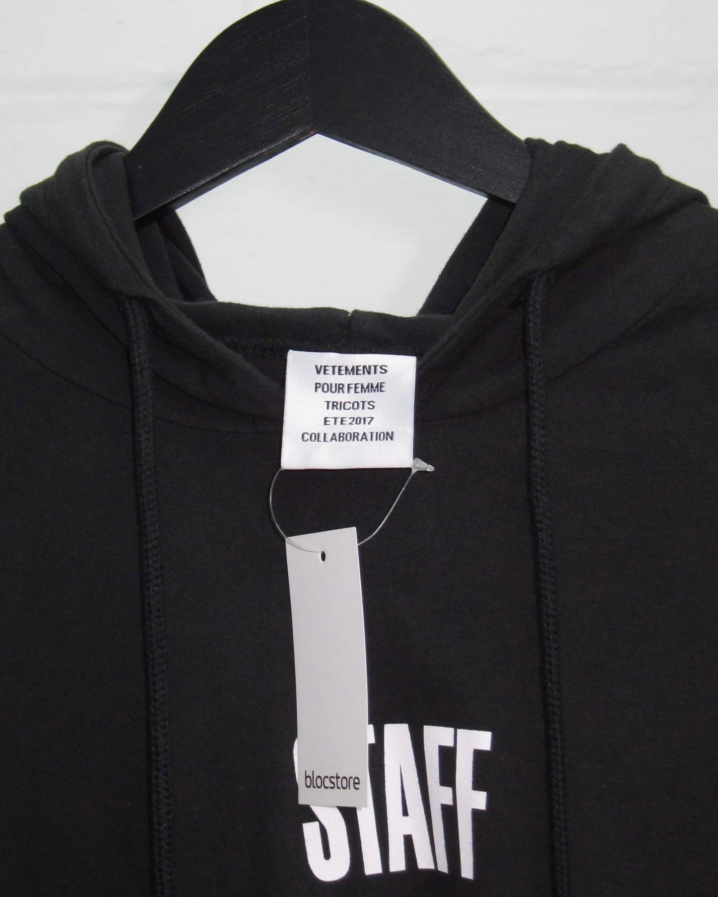 VETEMENTS X HANES SS17 STAFF HOODIE