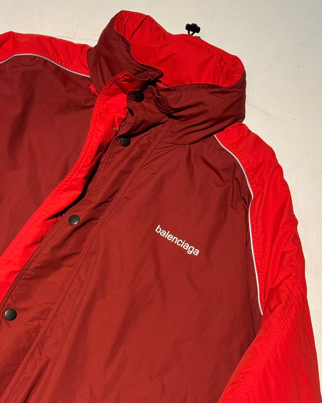 BALENCIAGA SS18 RED PADDED PARKA